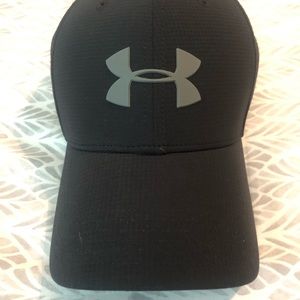 Under Armour golf hat
